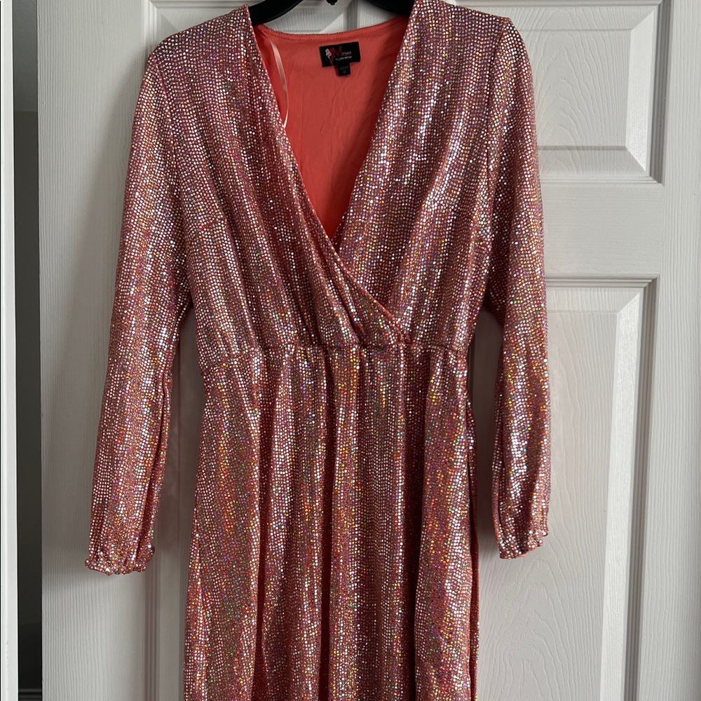 Elegant Pink Sequin Long Sleeve Dress